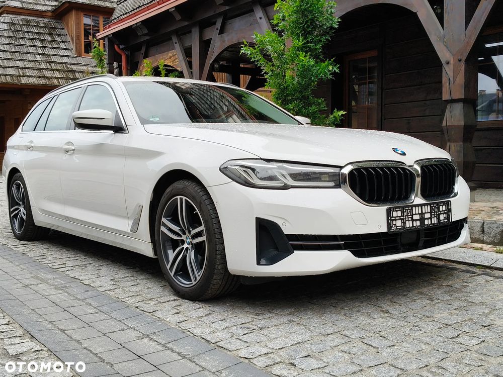 BMW Seria 5 520d mHEV - 6