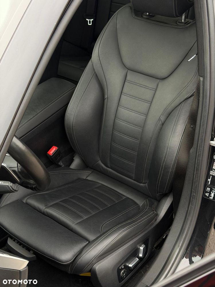 BMW Seria 3 M340d xDrive mHEV sport - 24