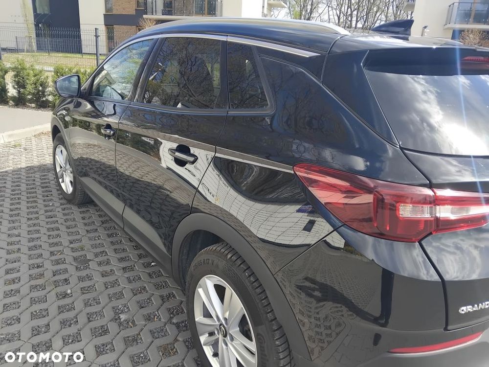Opel Grandland X 1.2 T GPF Enjoy S&S - 3