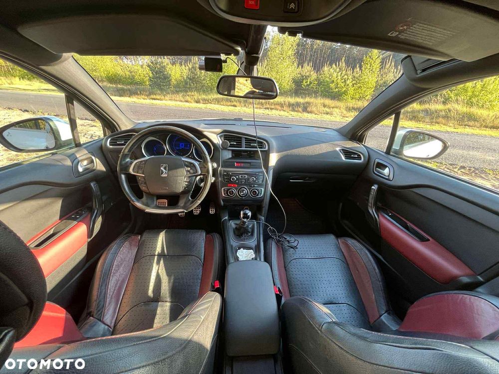 Citroën DS4 2.0 HDi Pure Pearl - 4