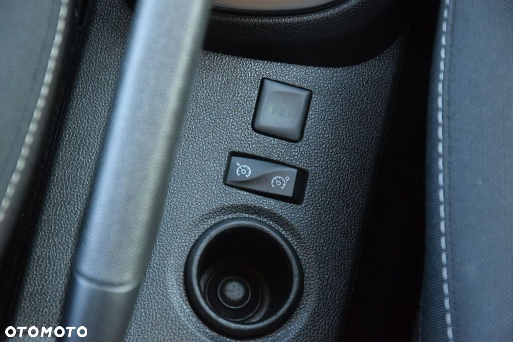 Renault Captur (ENERGY) TCe 90 LIMITED - 28
