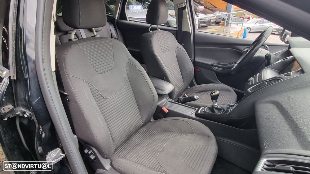 Ford Focus 1.0 EcoBoost Titanium - 3