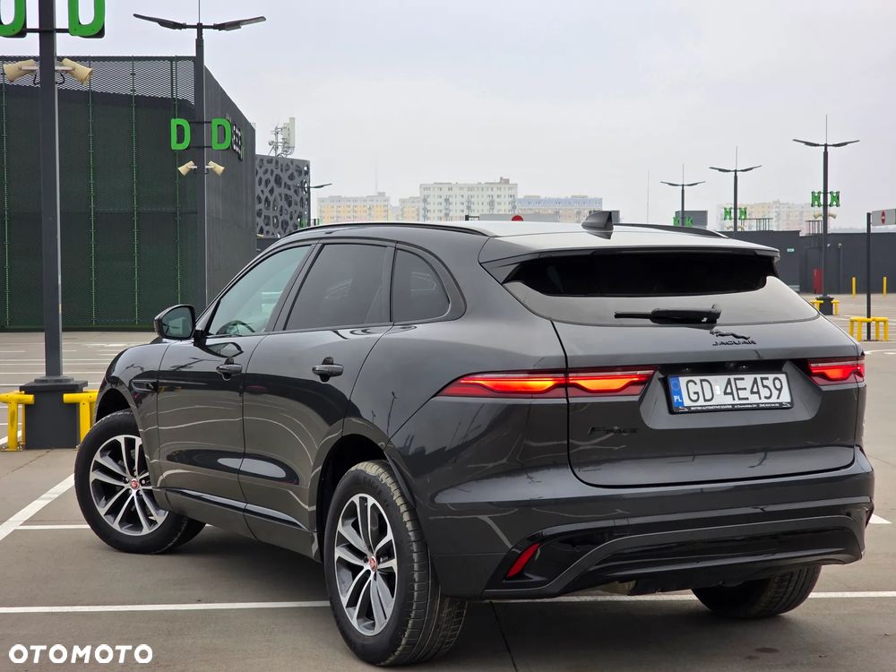 Jaguar F-Pace 2.0 D200 mHEV AWD R-Dynamic Black - 4