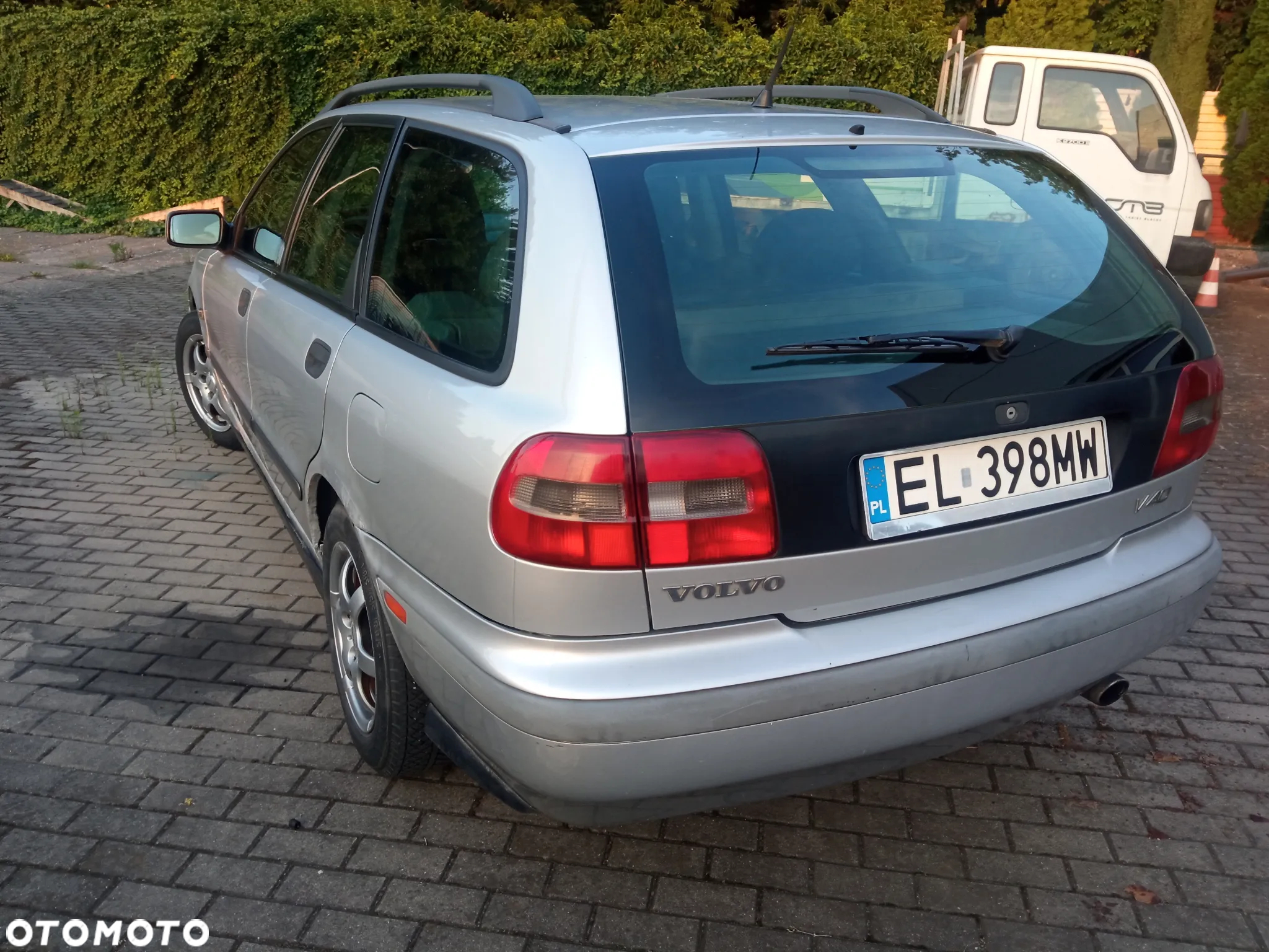 Volvo V40 1.8 - 4