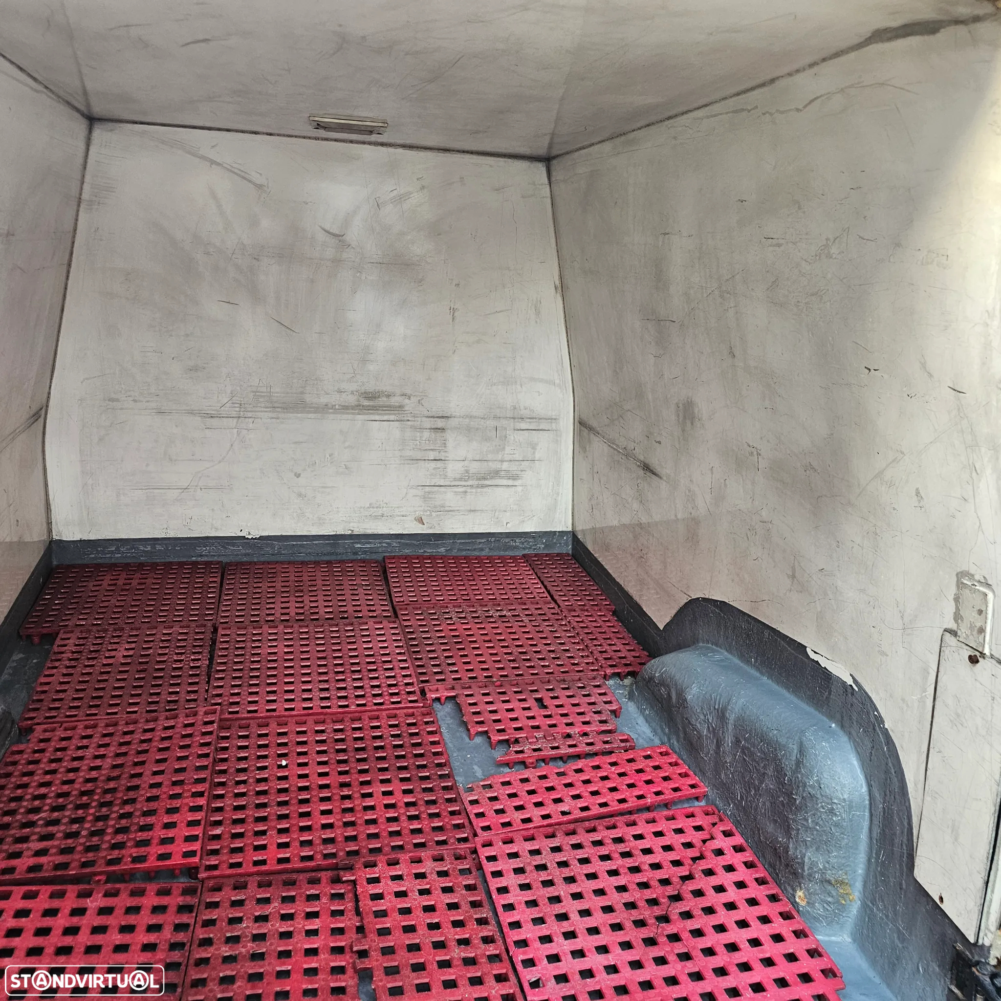Opel Combo isótermica - 18