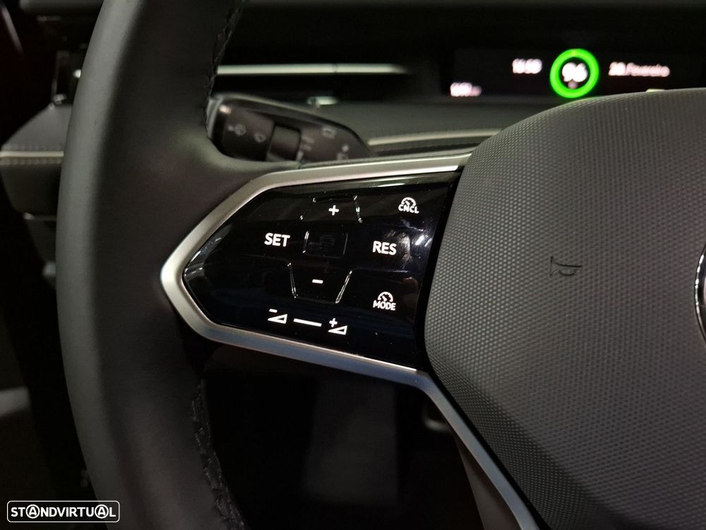 VW ID.7 Tourer 77 kWh Pro Urban - 17