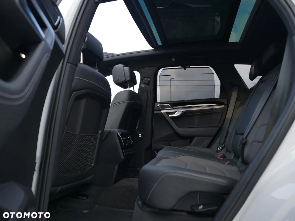 Volkswagen Touareg 3.0 V6 TDI SCR 4Mot R-Line - 25