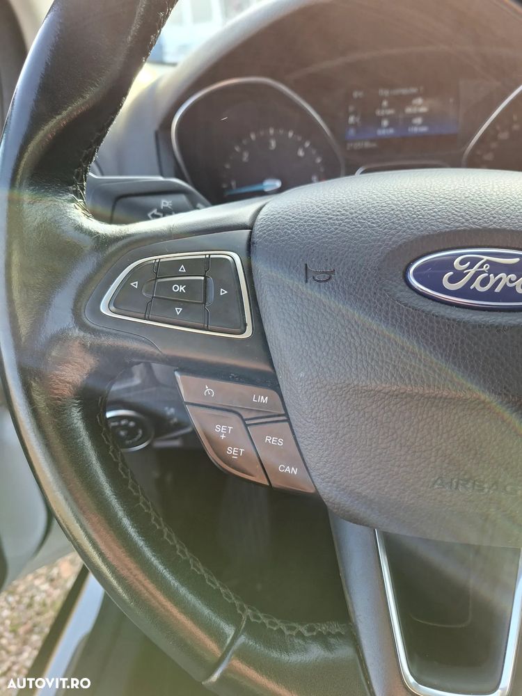 Ford Focus 1.5 TDCi DPF Start-Stopp-System Titanium - 10