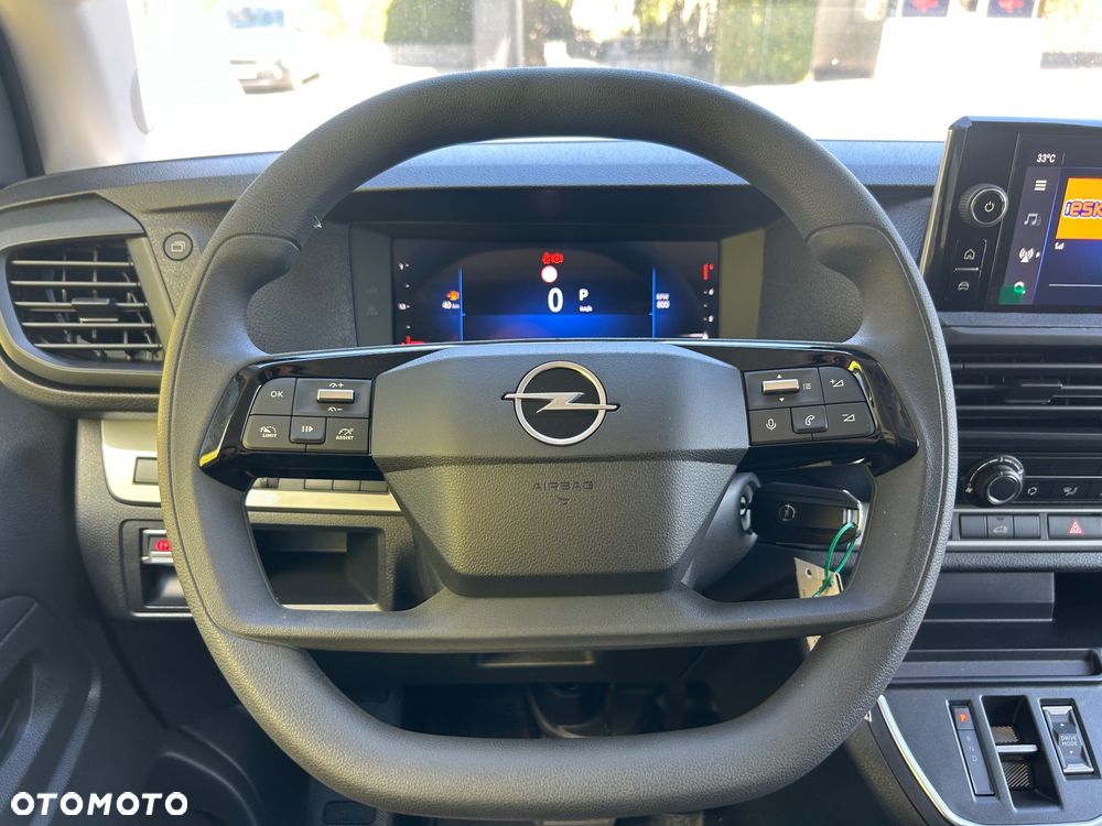 Opel Vivaro - 17