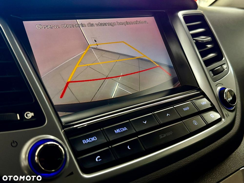 Hyundai Tucson 2.0 CRDI BlueDrive Style 2WD - 8