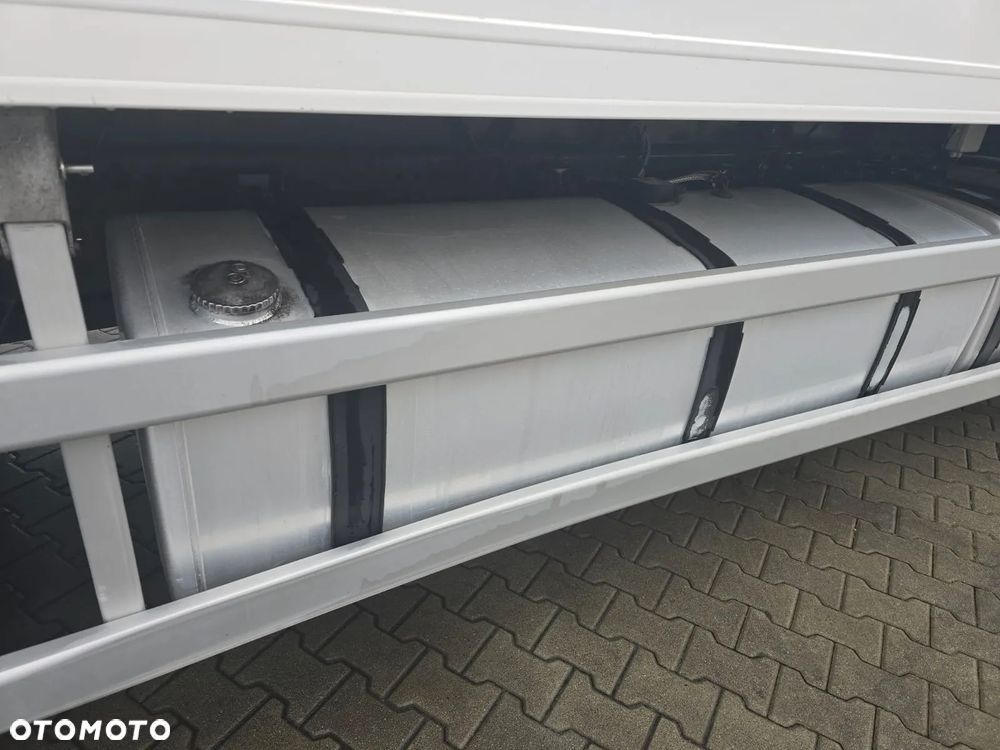 Renault Premium DXI 460 - 23