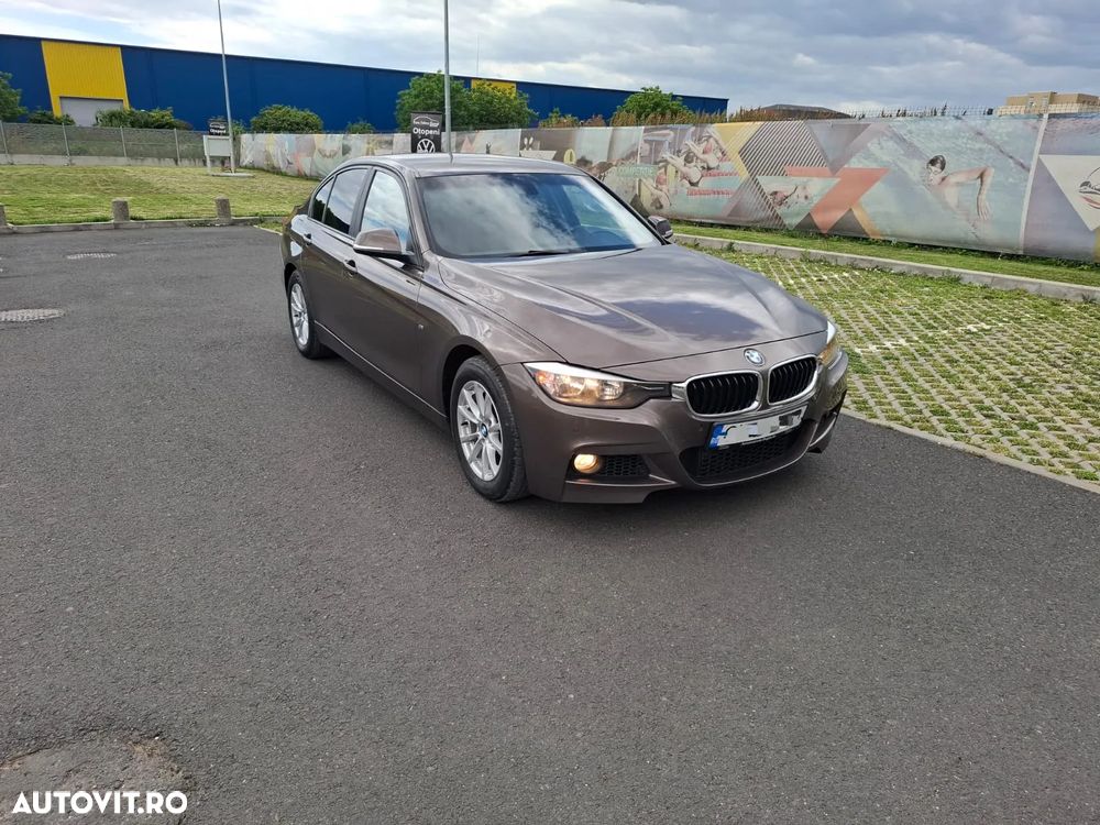 BMW Seria 3 318d Aut. Luxury Line - 2