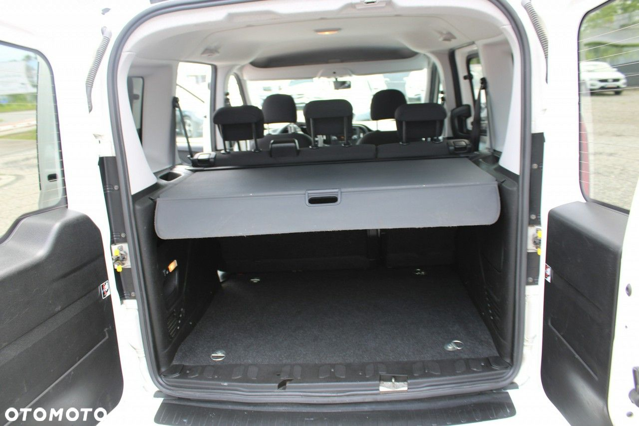Fiat Doblo - 19