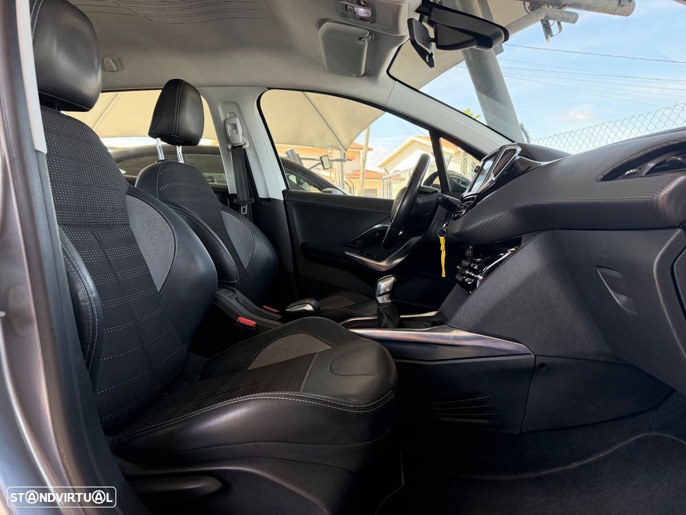 Peugeot 2008 e-HDi FAP 92 STOP & START Allure - 13
