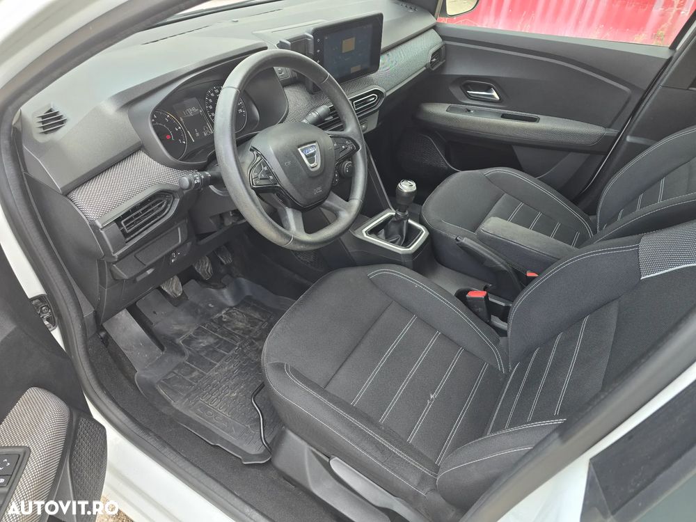 Dacia Logan TCe 90 MT6 Comfort - 12