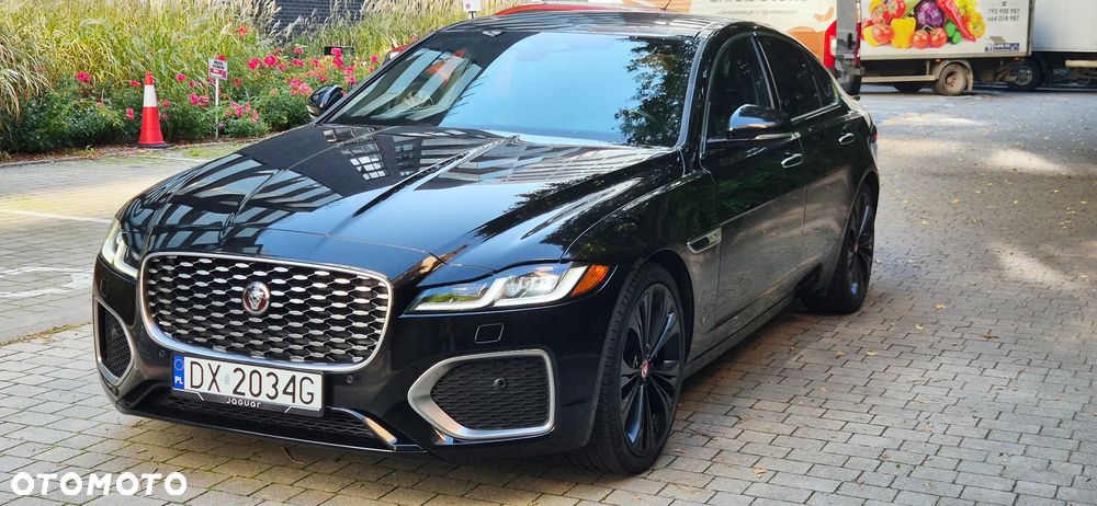 Jaguar XF 2.0 P250 SE - 9