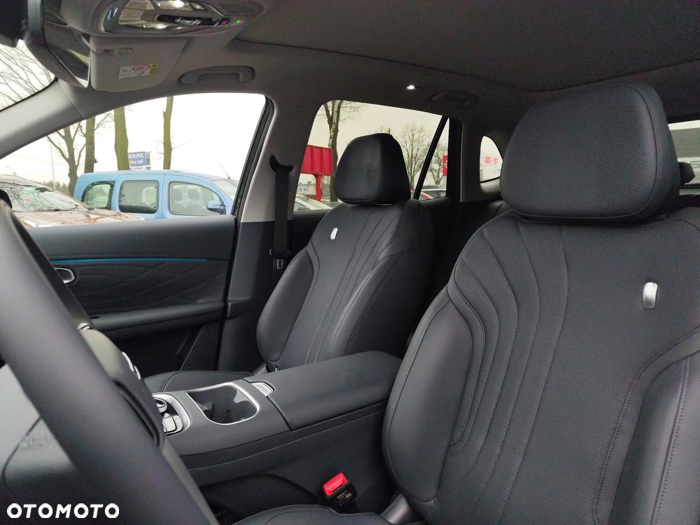 Geely Starray EM-i 1.5 PHEV Max - 11