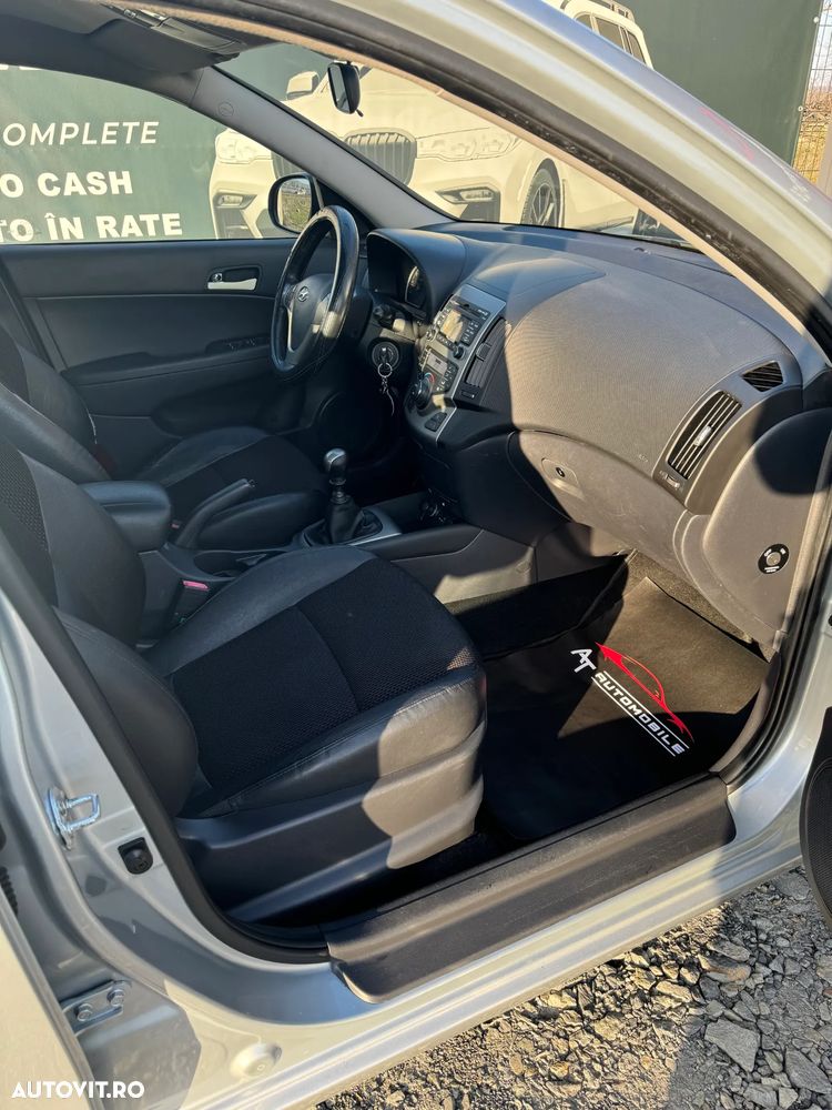 Hyundai i30 1.4 Edition Plus - 8