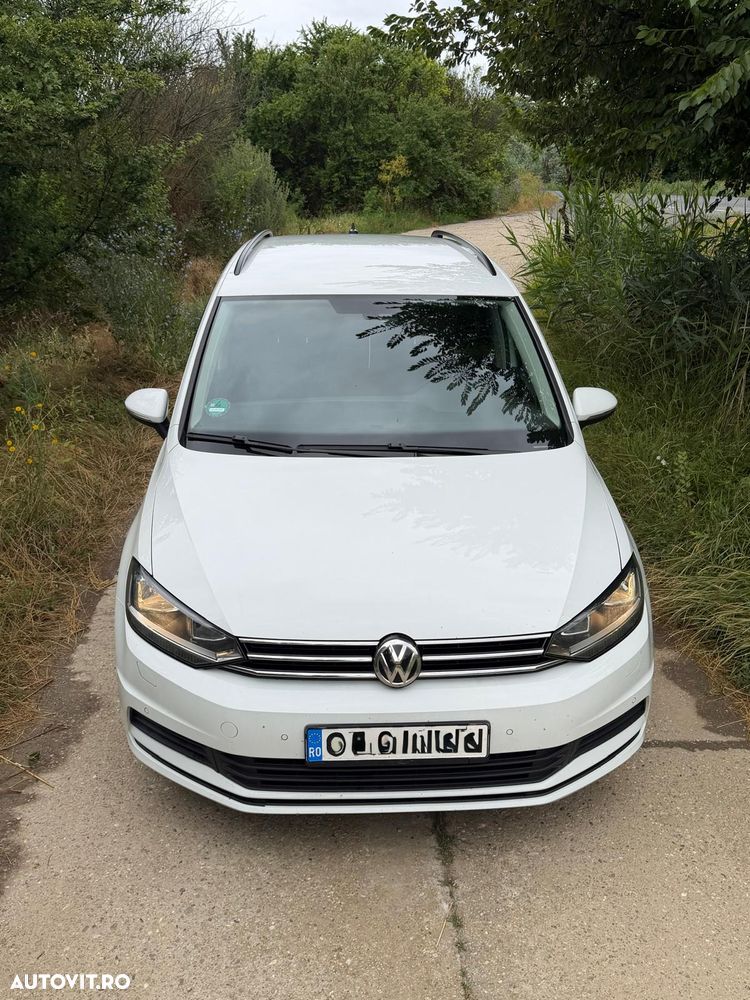 Volkswagen Touran 2.0 TDI SCR Comfortline - 4