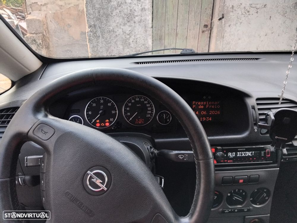 Opel Zafira 2.2 DTI - 3