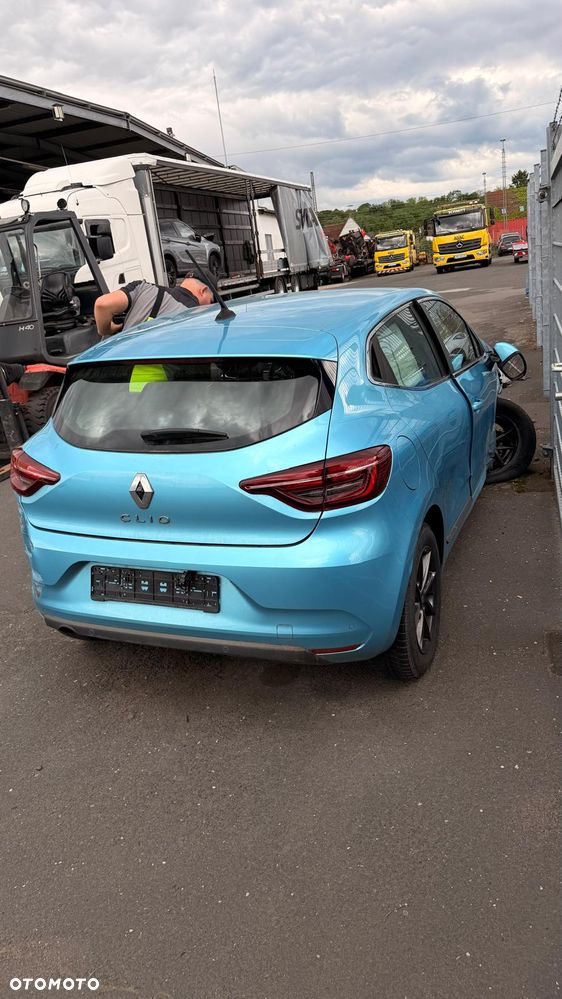 Renault Clio 1.0 TCe Equilibre - 3