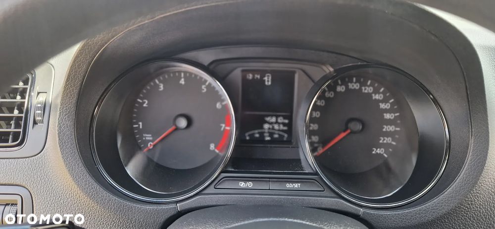 Volkswagen Polo 1.0 (Blue Motion Technology) Comfortline - 20