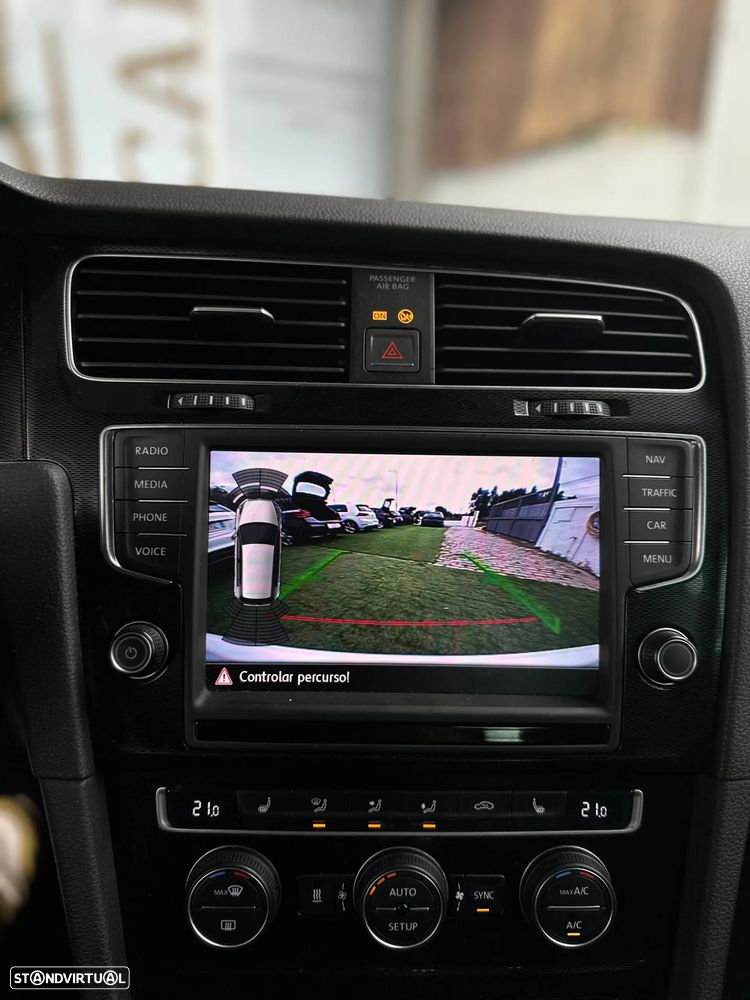 VW Golf 2.0 TDI GTD DSG - 23