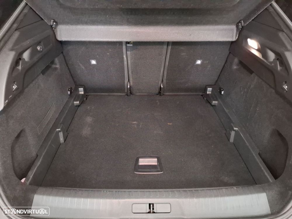 Peugeot 3008 1.2 Hybrid GT e-DCS6 - 23