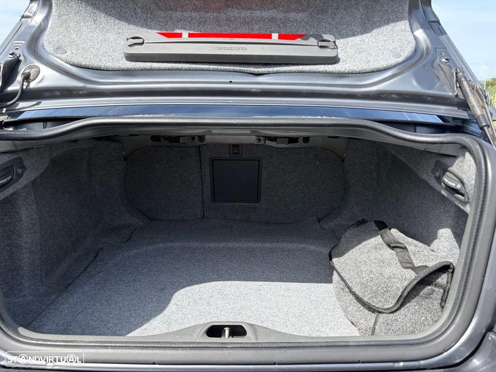 Volvo S60 2.4 D5 Nivel 2 - 17