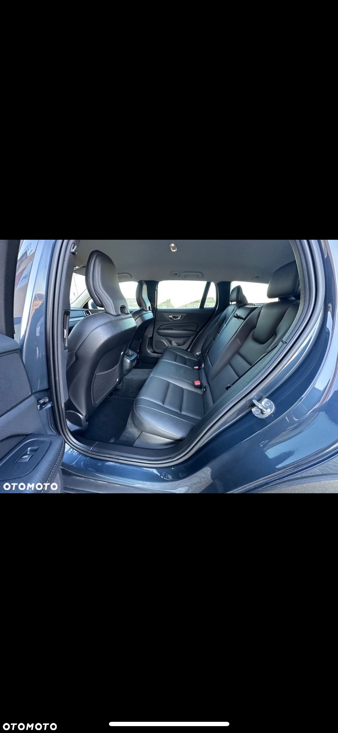 Volvo V60 Cross Country B4 D AWD Geartronic - 13