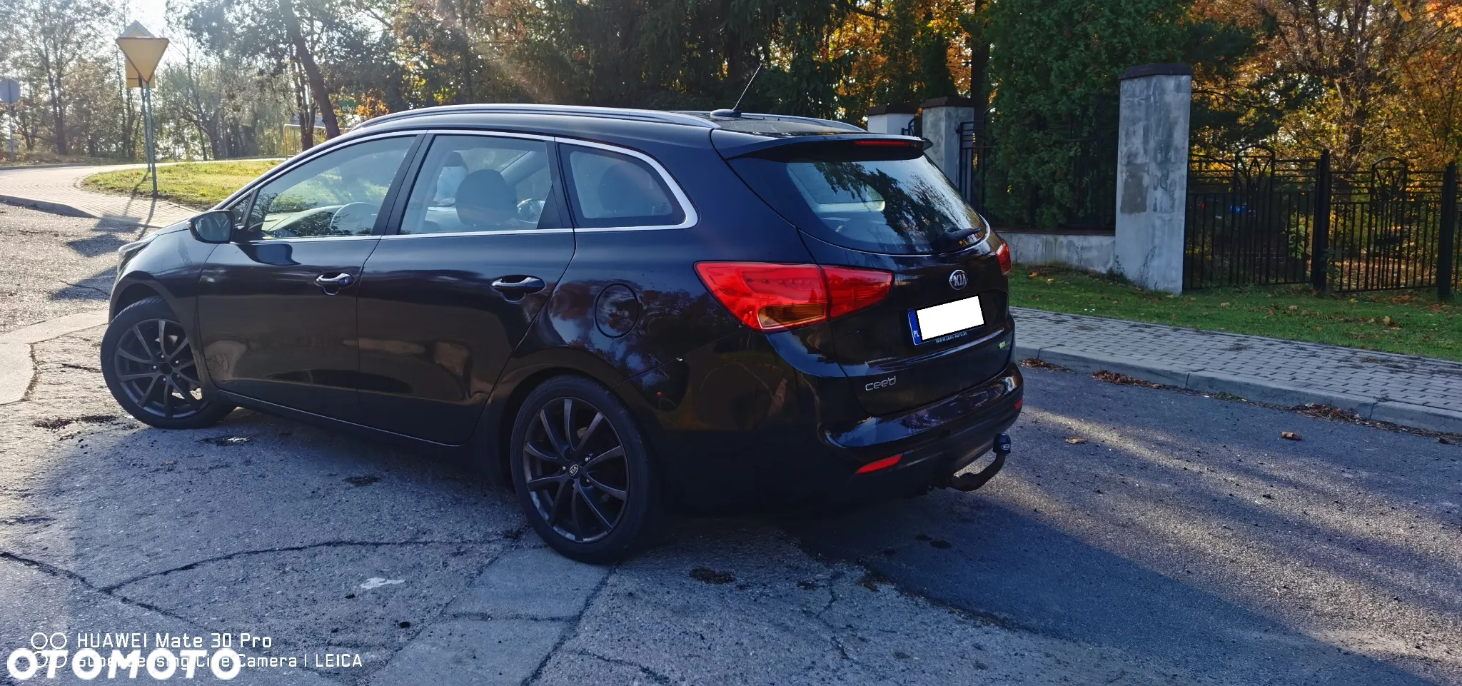 Kia Ceed 1.6 CRDi 128 ISG SW Platinum Edition - 8