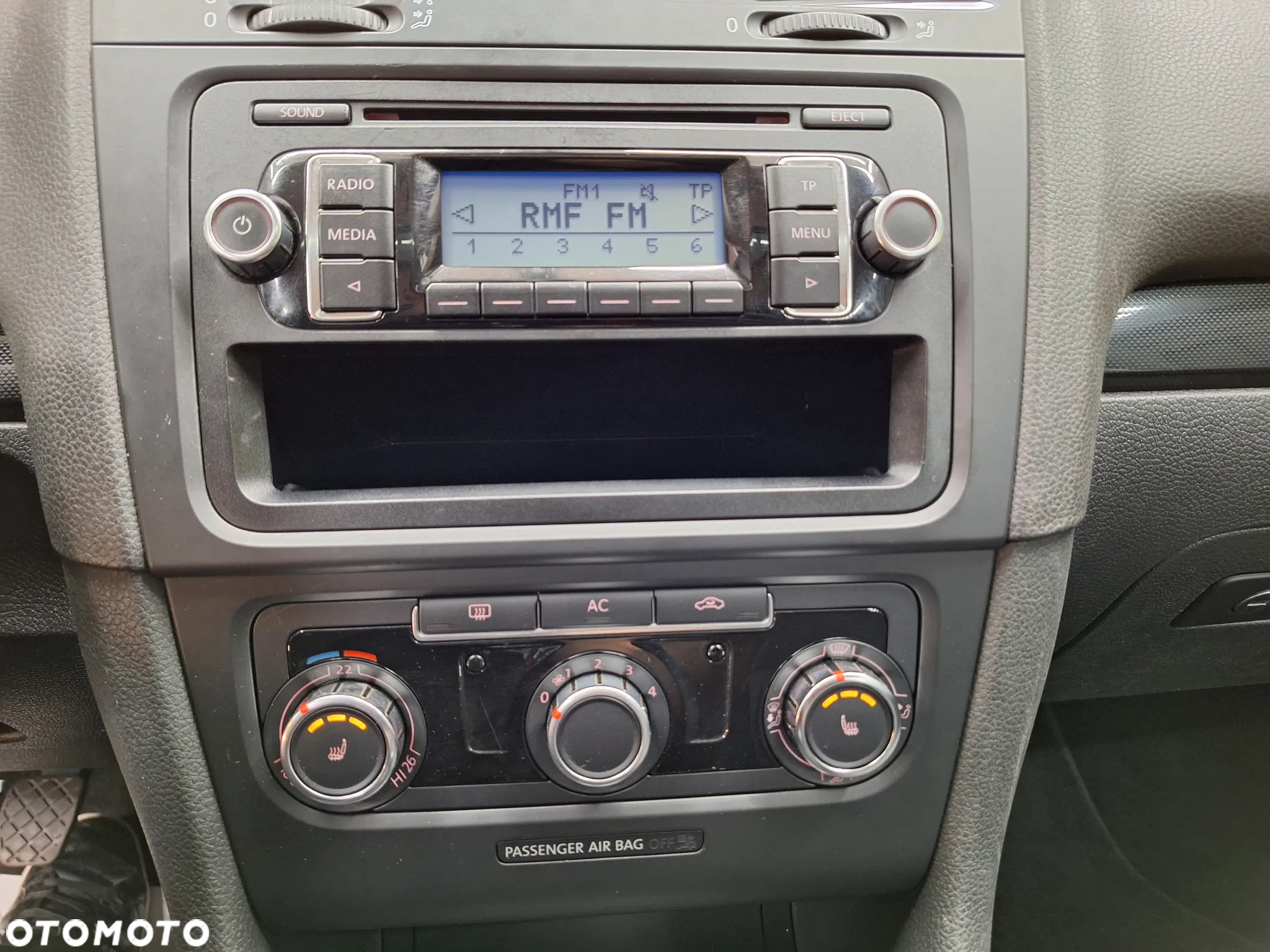 Volkswagen Golf - 14