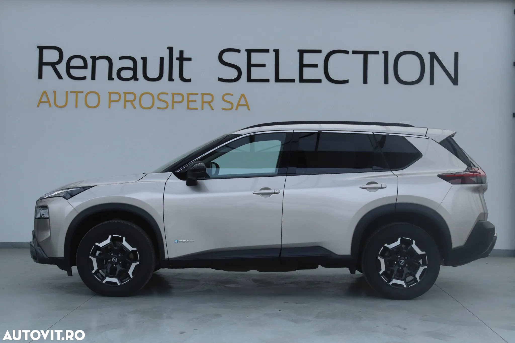 Nissan X-Trail e4ORCE N-Connecta Plus - 11