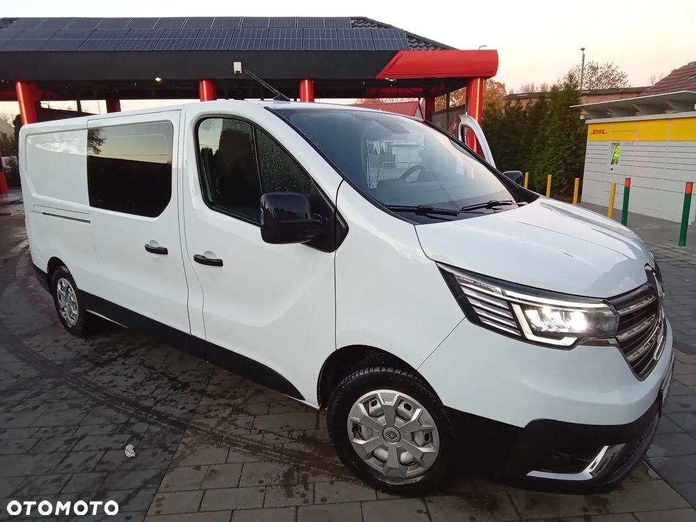 Renault Trafic - 11