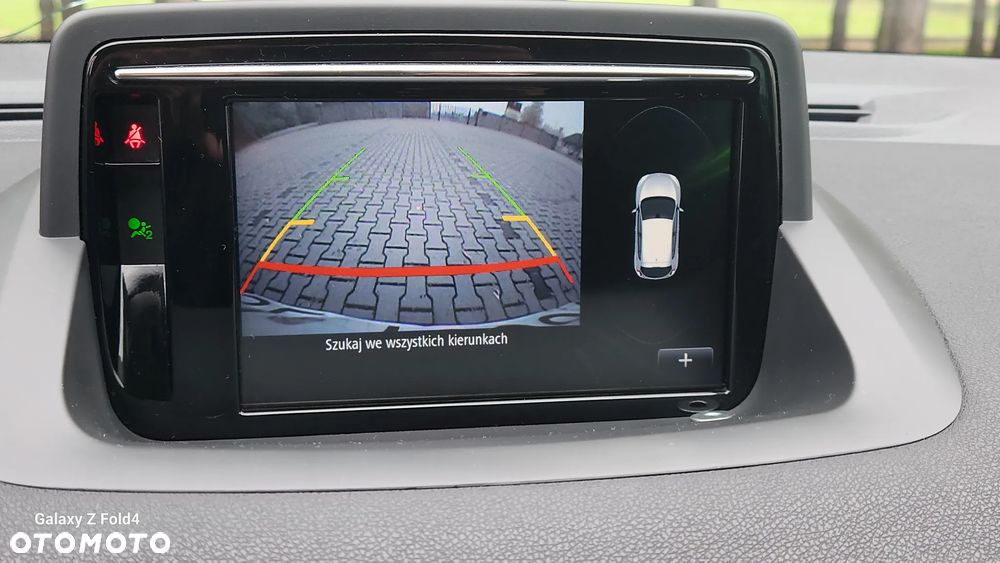 Renault Megane ENERGY TCe 130 BOSE EDITION - 17