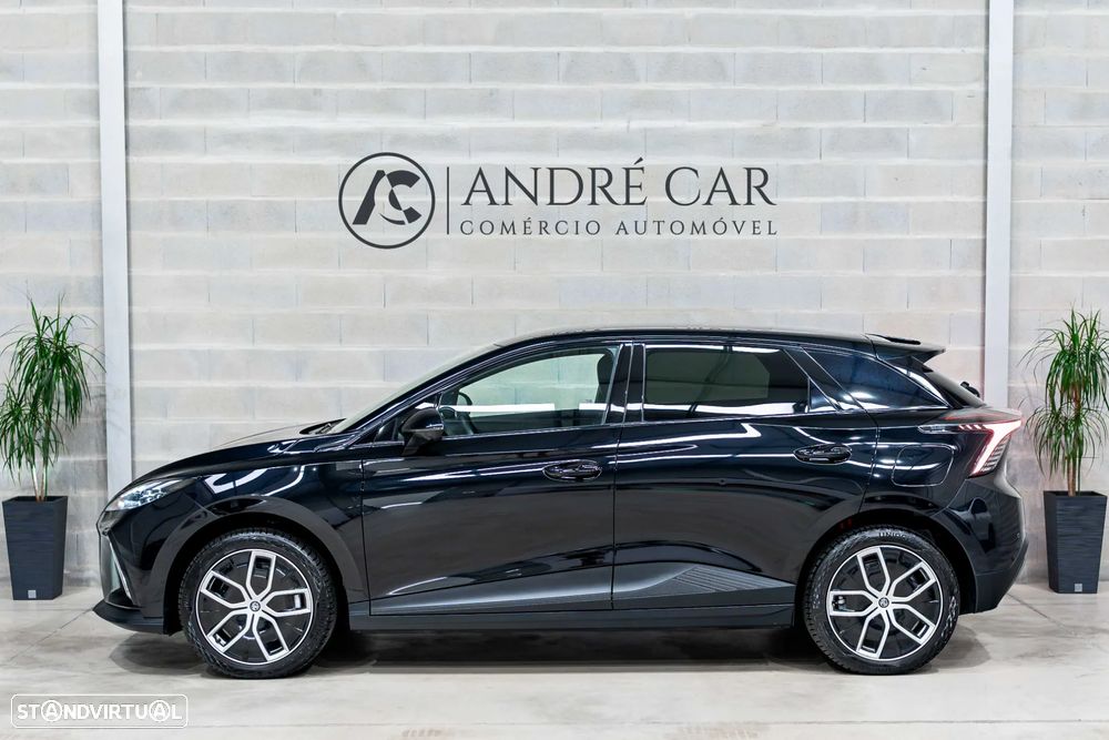 MG MG4 77 kWh Extended Range Luxury - 5