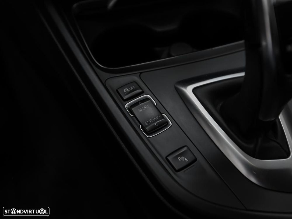 BMW 335 d xDrive - 20