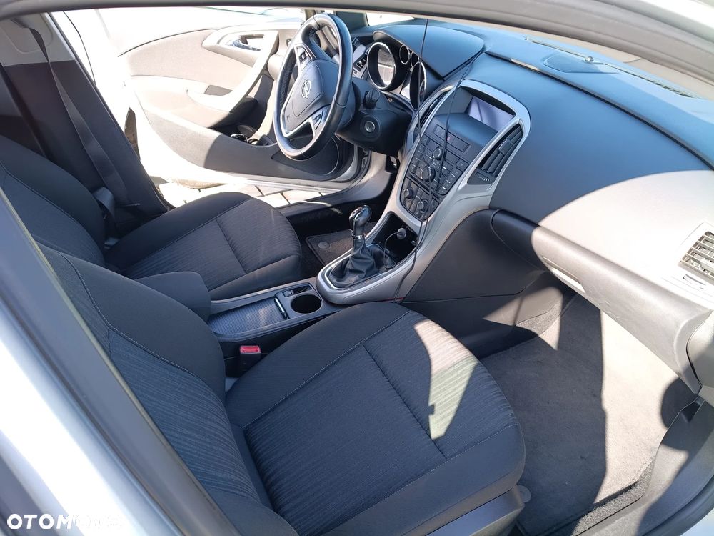 Opel Astra 1.6 Active - 8