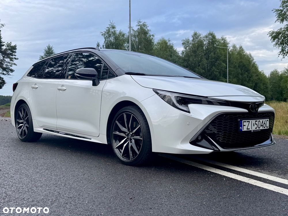 Toyota Corolla 2.0 Hybrid GR Sport Dynamic - 6
