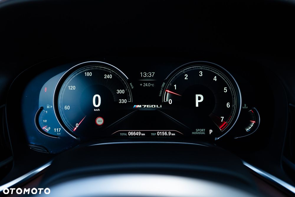 BMW Seria 7 M760Li xDrive - 41