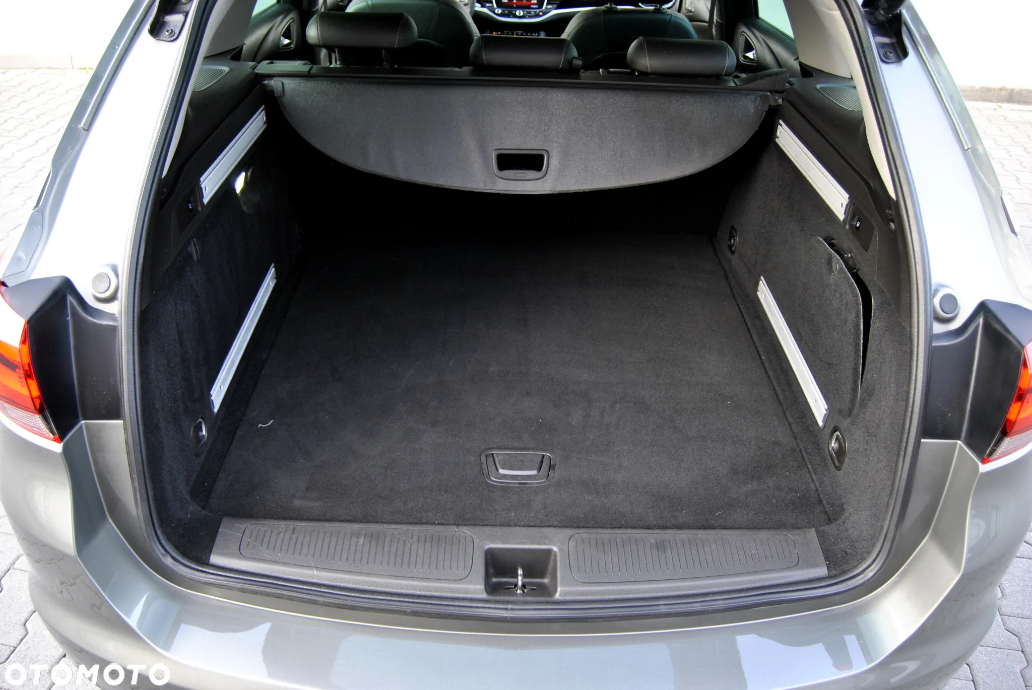 Opel Astra 1.6 BiTurbo D Start/Stop Sports Tourer Ultimate - 30