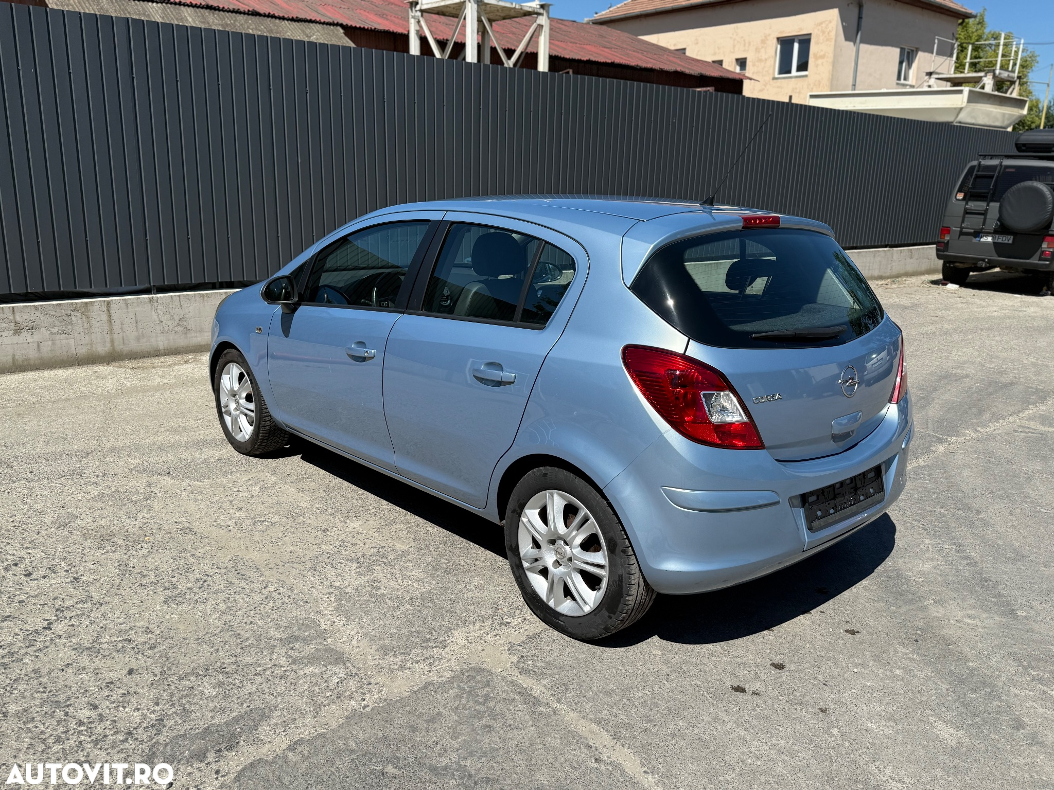Opel Corsa Combo 1.4 Twinport - 11