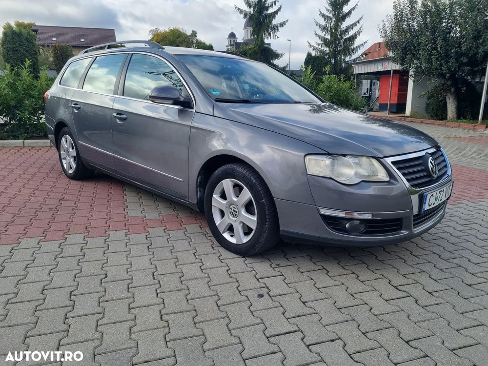 Volkswagen Passat Variant 1.9 TDI DPF Highline - 1