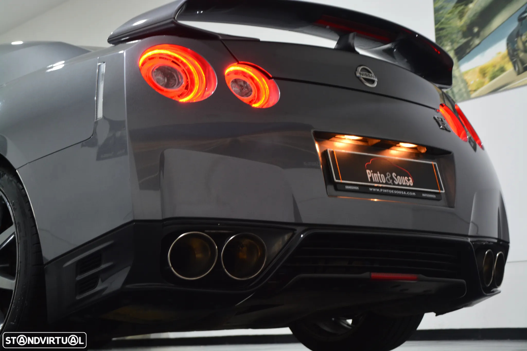 Nissan GT-R 3.8 V6 Black Edition - 18