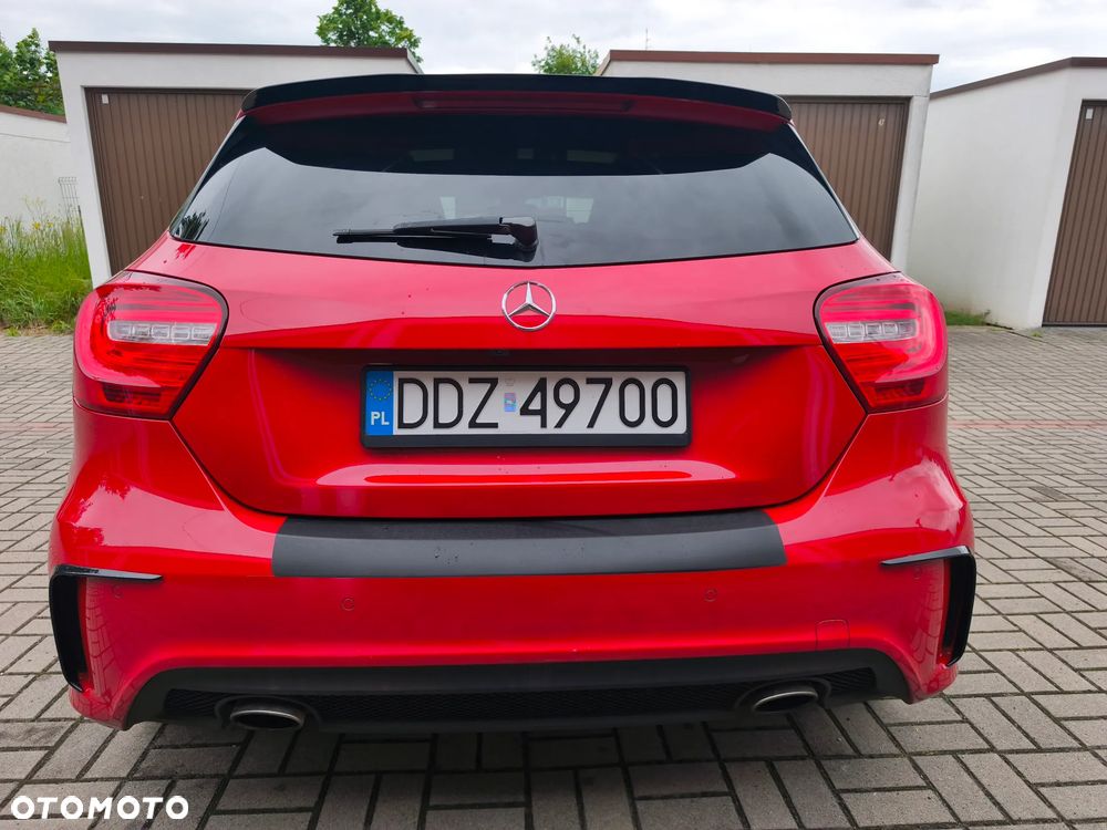Mercedes-Benz Klasa A 180 (BlueEFFICIENCY) 7G-DCT AMG Sport - 12