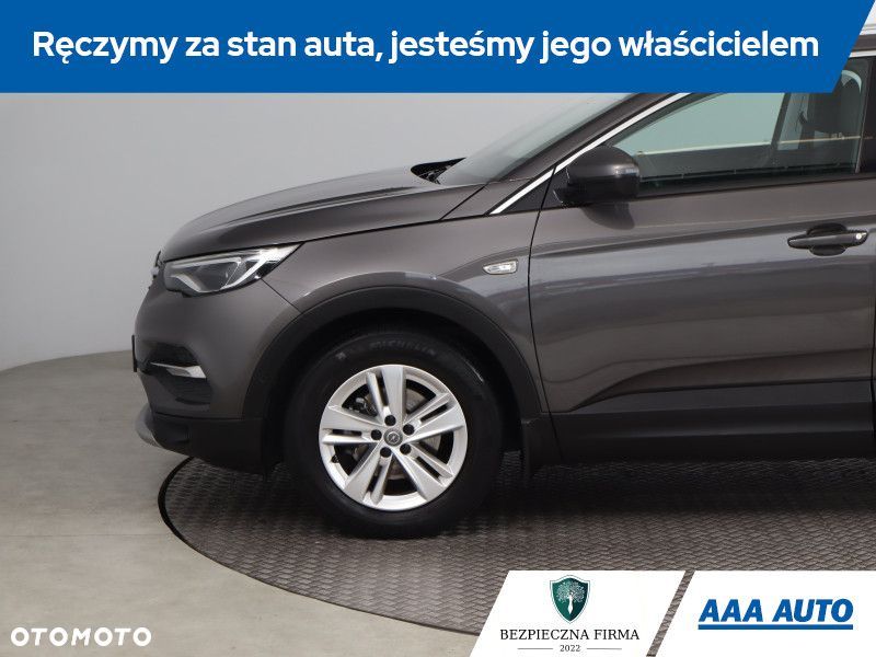 Opel Grandland X - 16