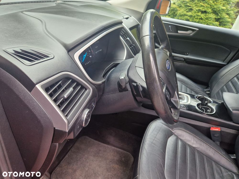 Ford Edge - 14