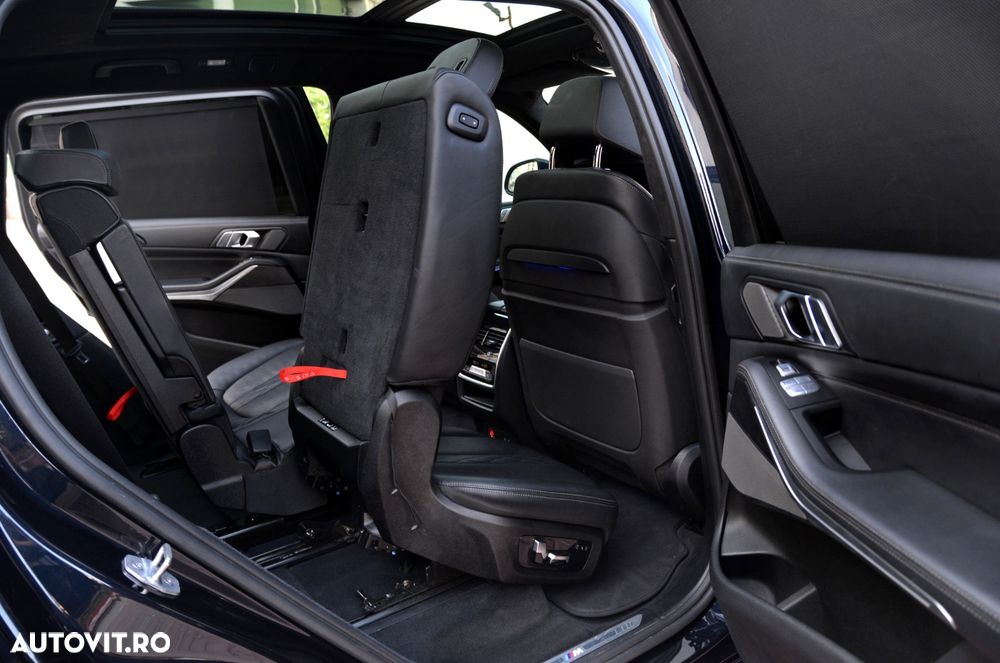 BMW X7 - 25
