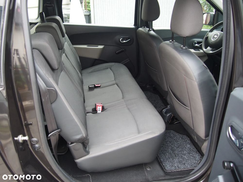 Dacia Lodgy TCe 115 Celebration - 14