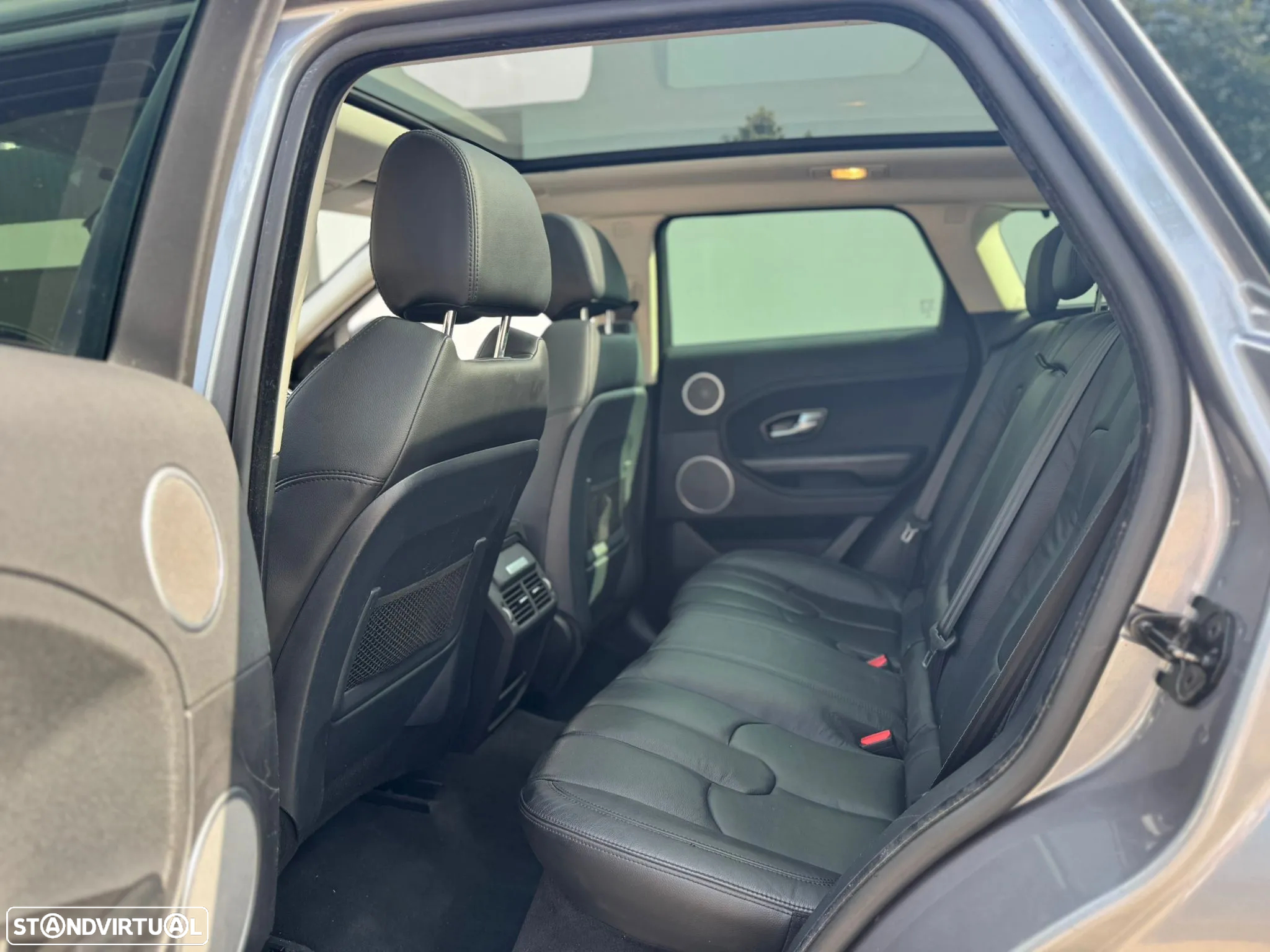 Land Rover Range Rover Evoque 2.2 DW12C Prestige - 14